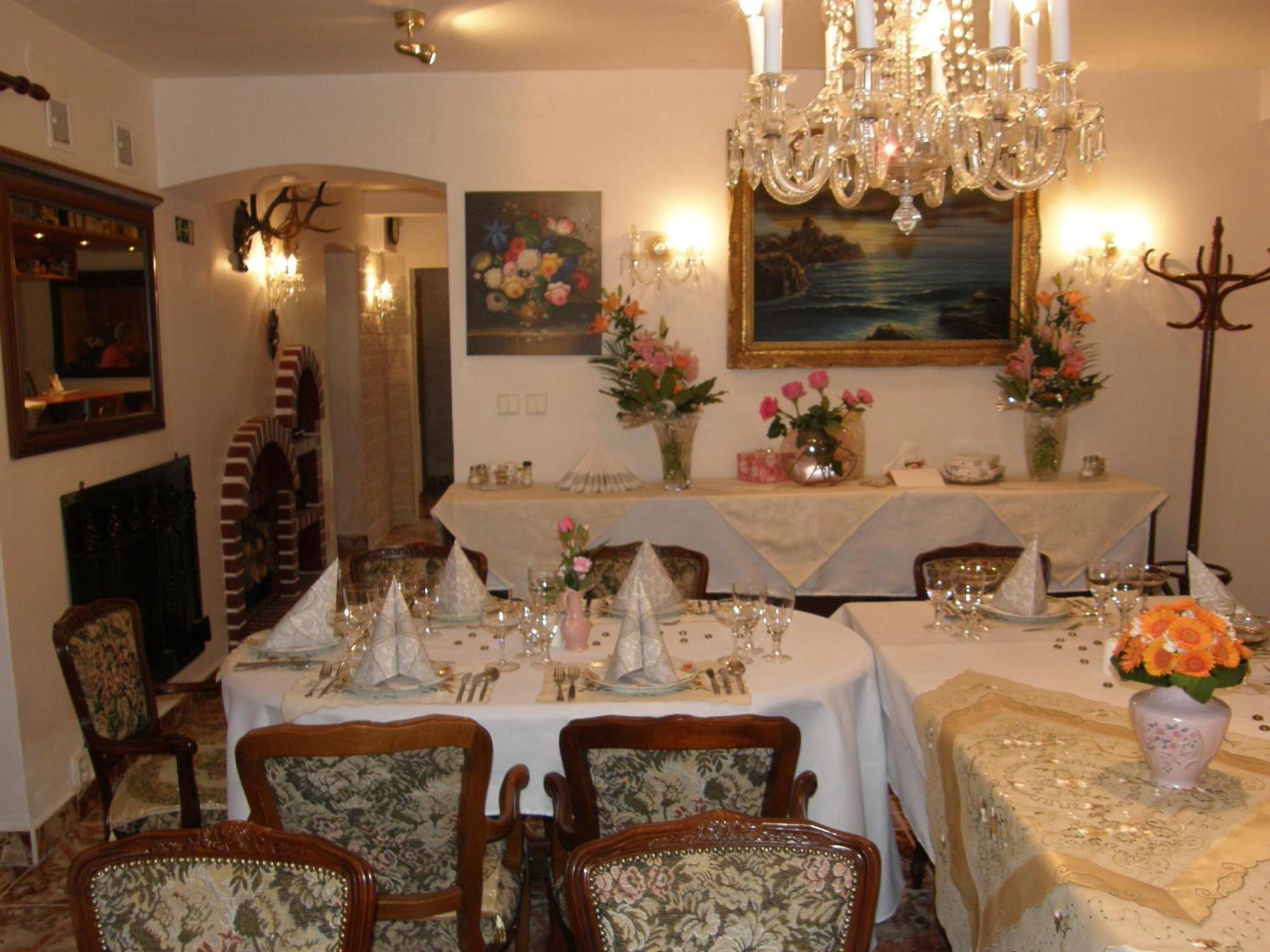 Hotel Garni Οστράβα Εξωτερικό φωτογραφία
