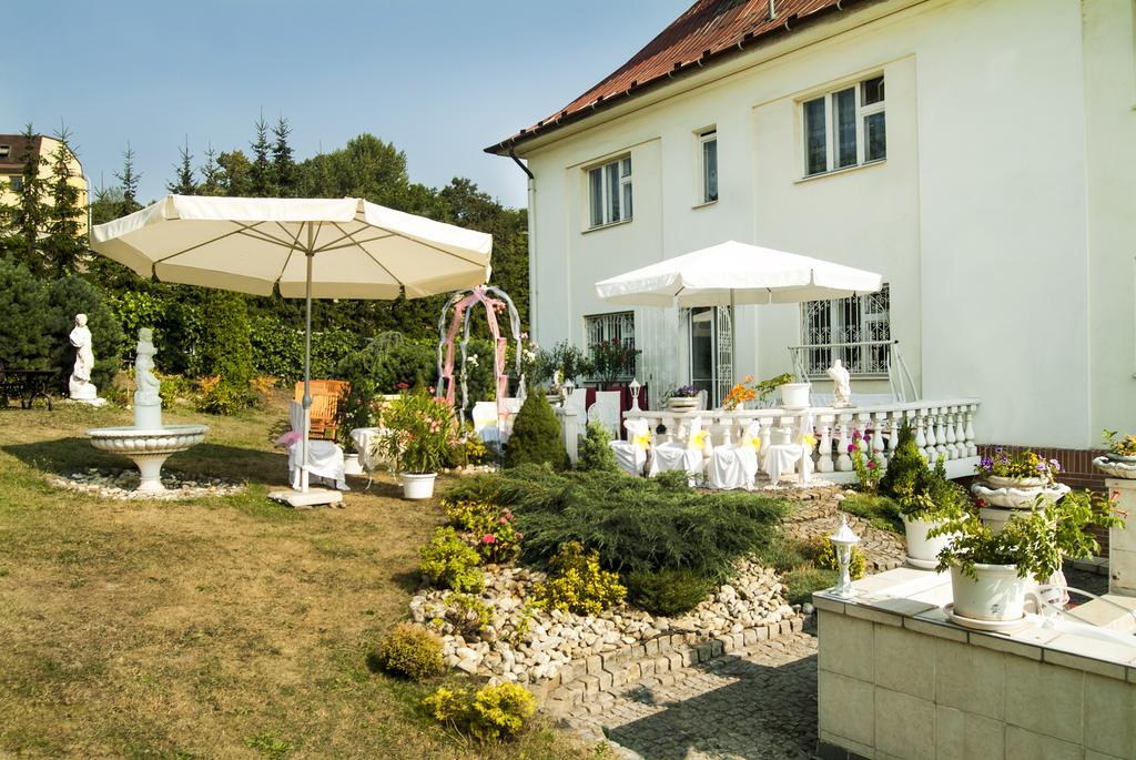 Hotel Garni Οστράβα Εξωτερικό φωτογραφία