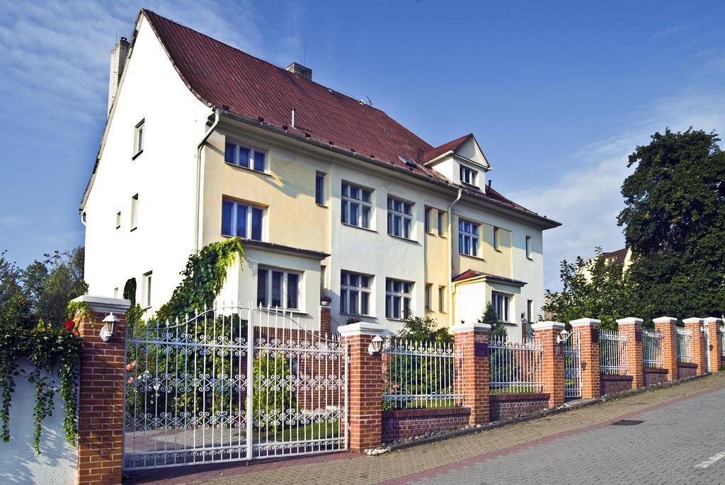 Hotel Garni Οστράβα Εξωτερικό φωτογραφία