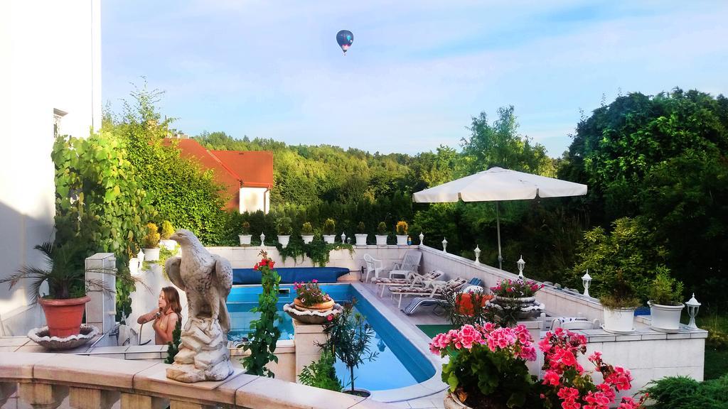 Hotel Garni Οστράβα Εξωτερικό φωτογραφία